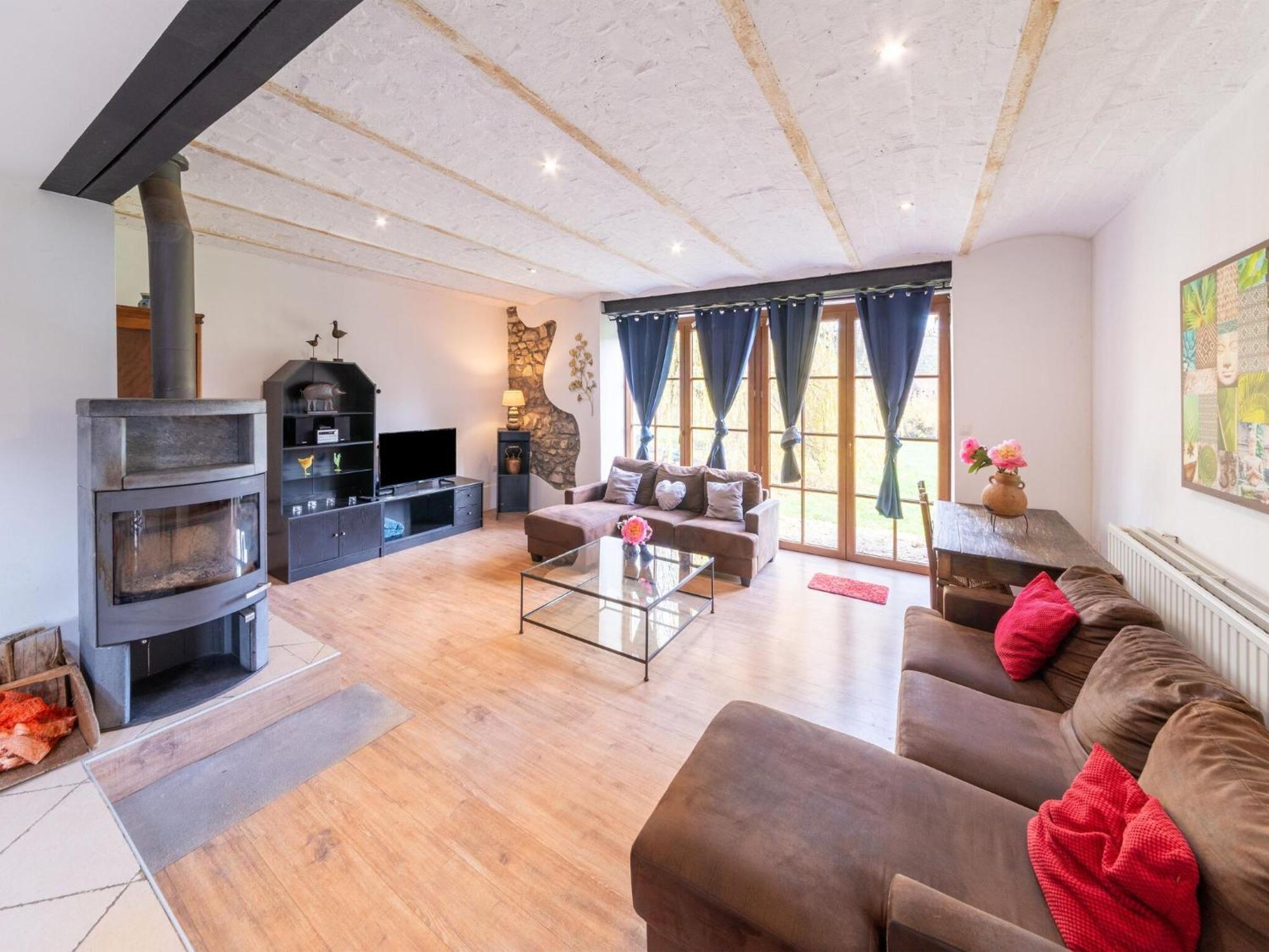 Charming Holiday Home In Durbuy With Garden エクステリア 写真